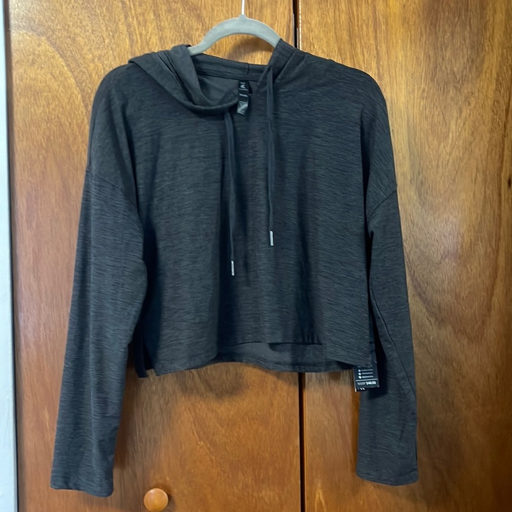 Kyodan crop sweater NWT